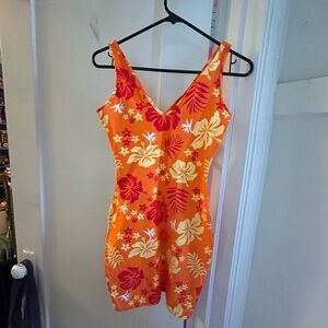 Small Hawaii’s dress